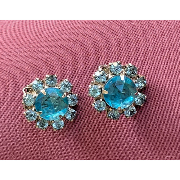 Vintage Blue Rhinestone Prong Set Clip On Earrings Silver-tone - Picture 3 of 15